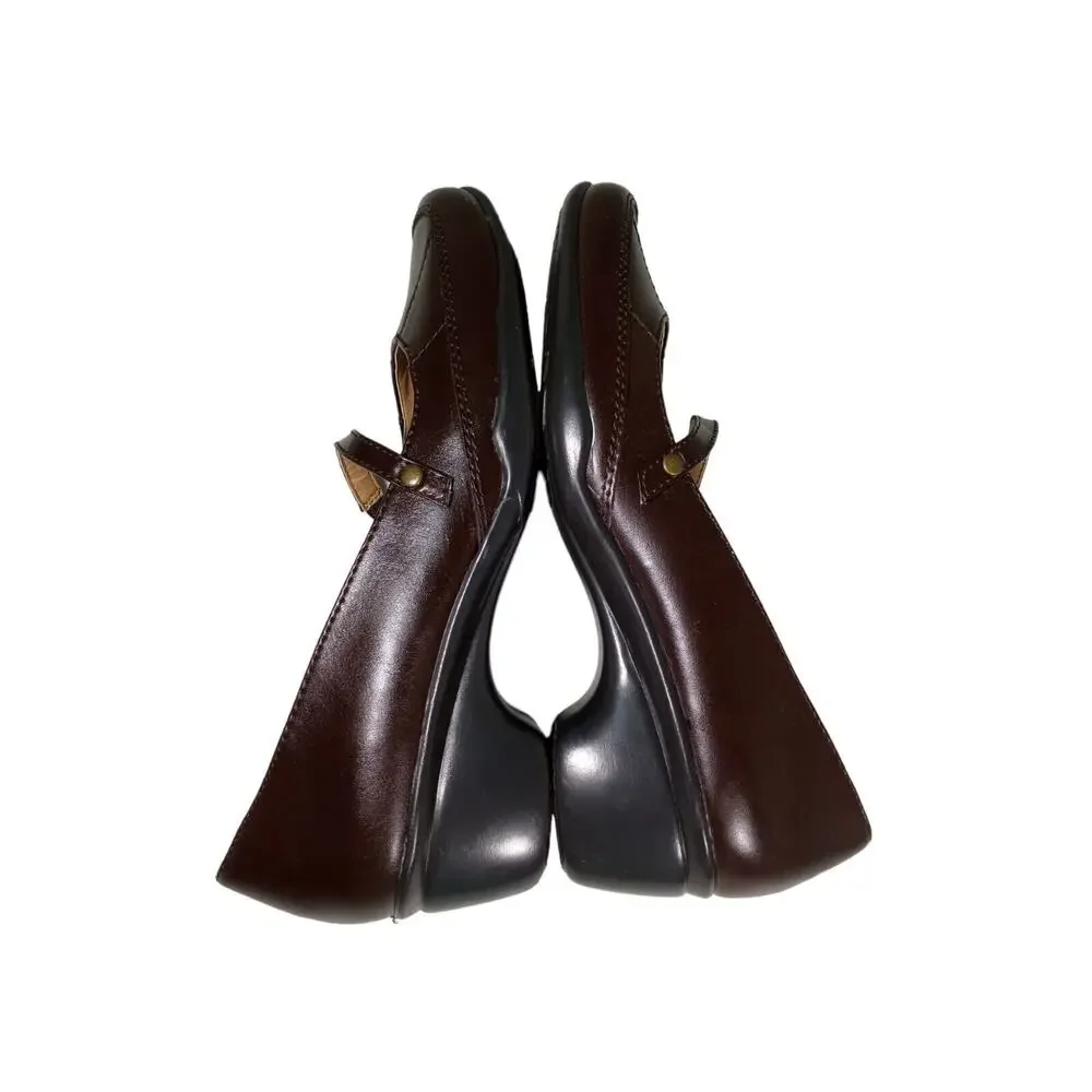 Strictly‎ Comfort Women's Size 10M Brown Leather Wedge Heel Closed Toe Shoes